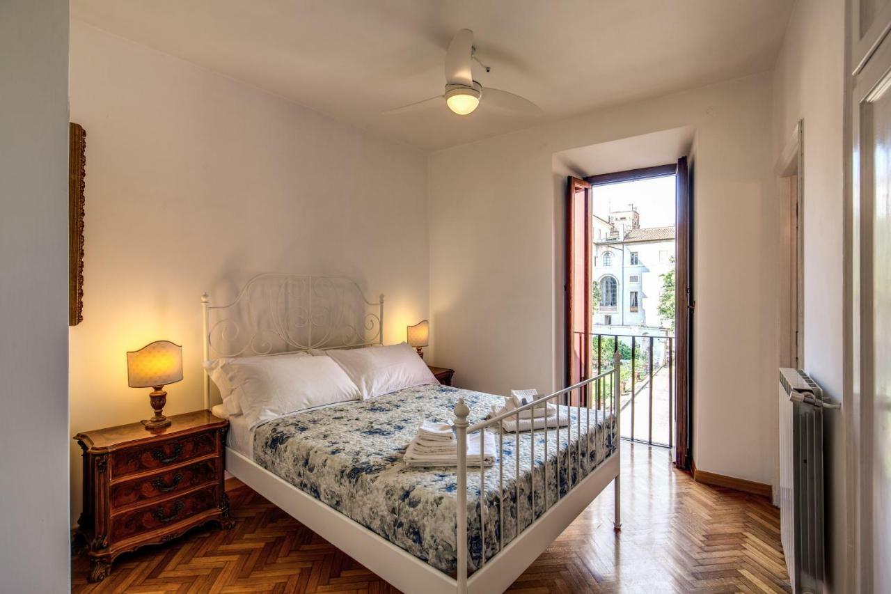 Campo Di Fiori 2 Bedroom Via Giulia Róma Kültér fotó